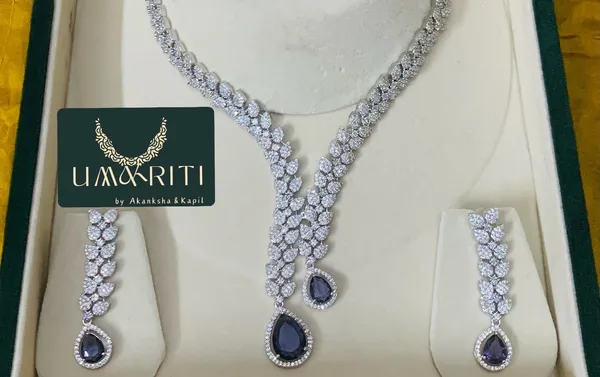 Silver_And_Blue_Sapphire_Sapphire_Stream_Necklace_Set_For_Women